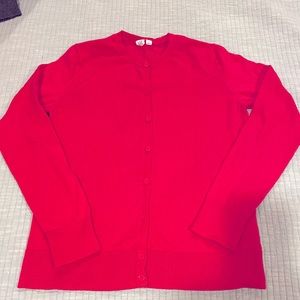 Gap cardigan size large like new no rips or stains
